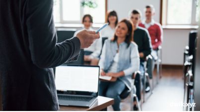 Pentingnya Pelatihan dan Sertifikasi - Dwik.XYZ